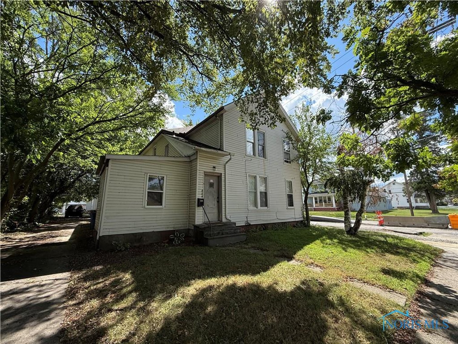 Image for SOLD PRIOR TO AUCTION! 885 National