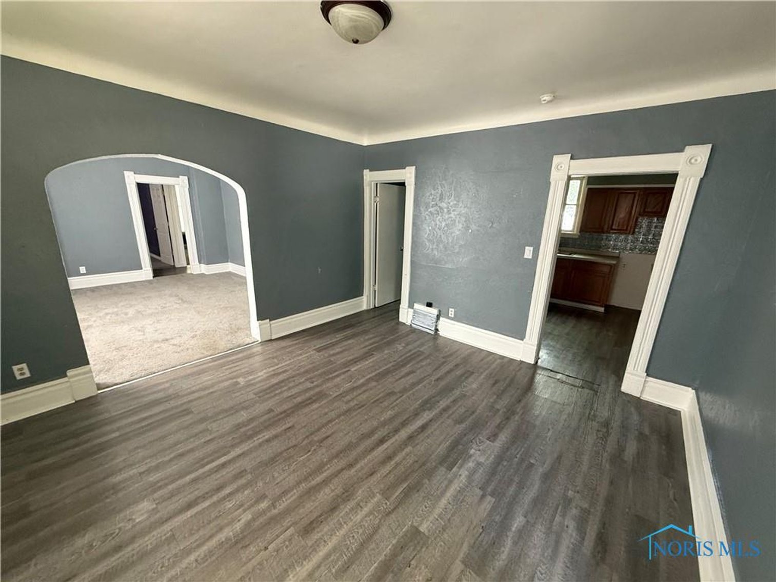 Image for SOLD PRIOR TO AUCTION! 885 National