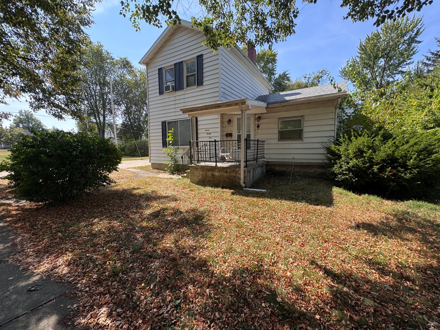 Image for MINIMUM BID AUCTION $30,000! 725 Sheffield