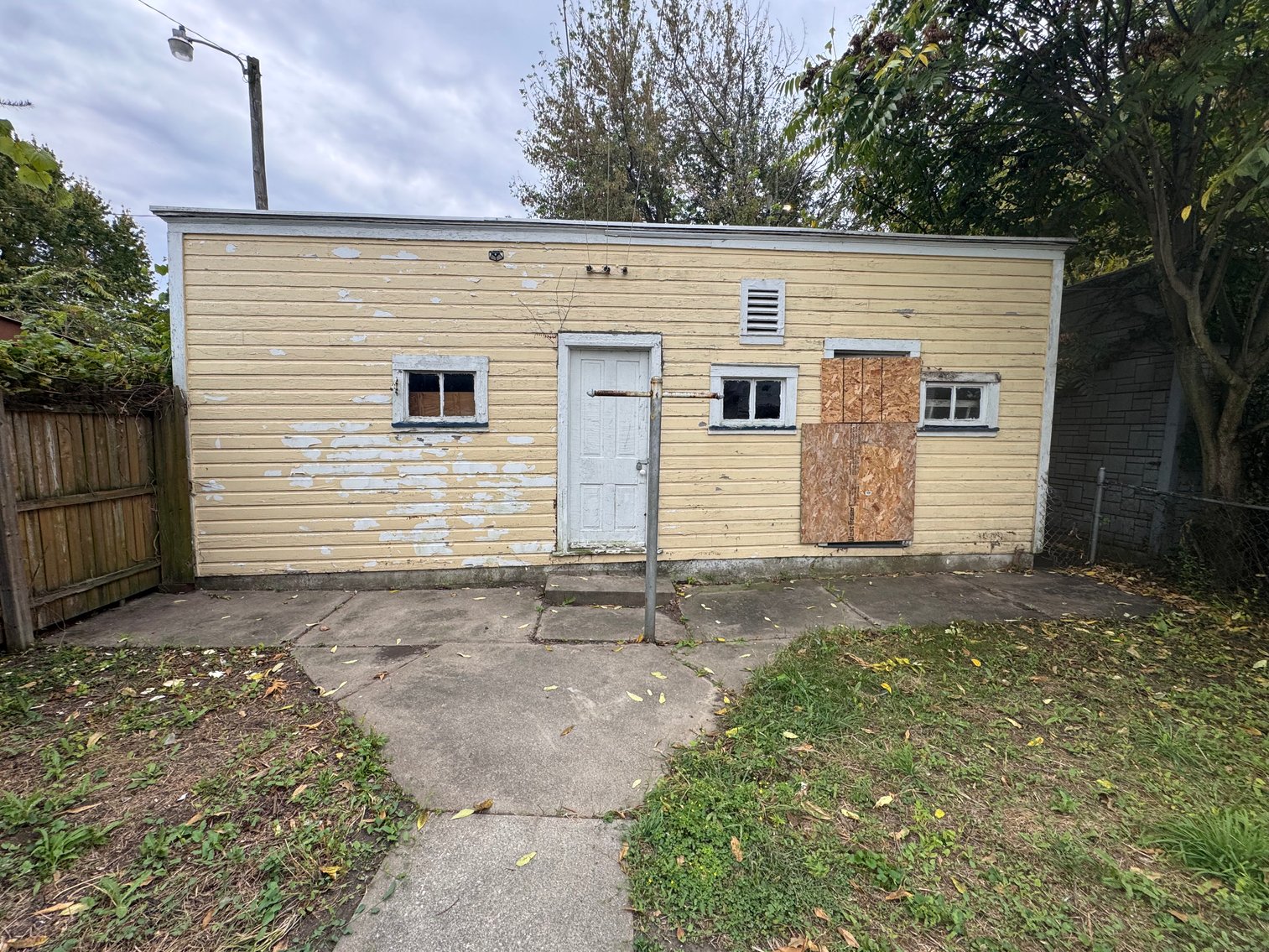 Image for MINIMUM BID AUCTION $19000! 170 Dexter St