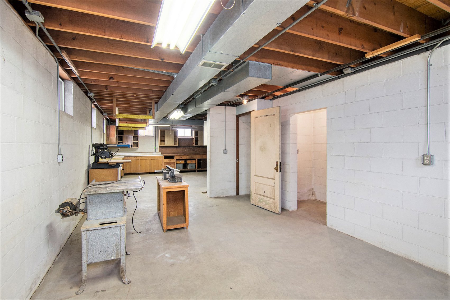 Image for MINIMUM BID AUCTION $119,000! 2909 111th St