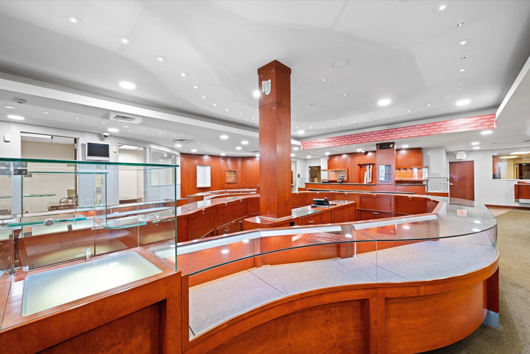 Image for MINIMUM BID AUCTION $2,000,000! 4217 Talmadge Rd