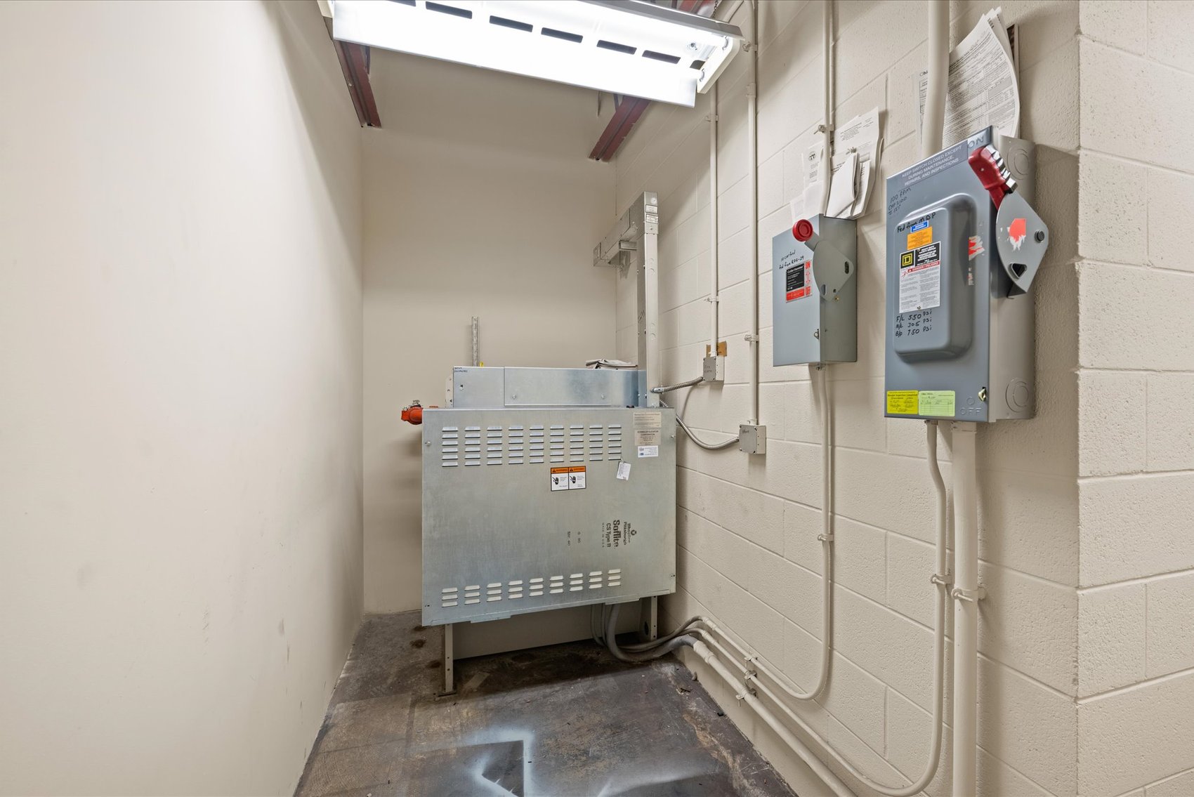 Image for MINIMUM BID AUCTION $2,000,000! 4217 Talmadge Rd