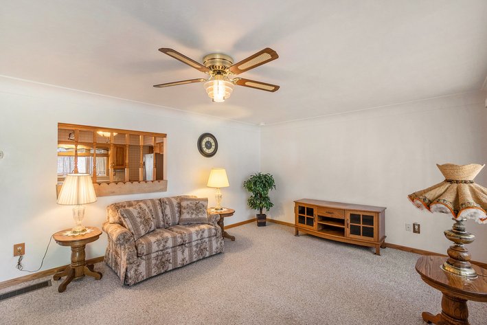 Image for MINIMUM BID AUCTION $150,000! 228 Ohio Ave