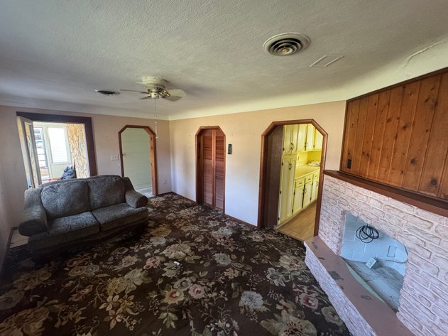 Image for MINIMUM BID AUCTION $49,000! 11149 West St