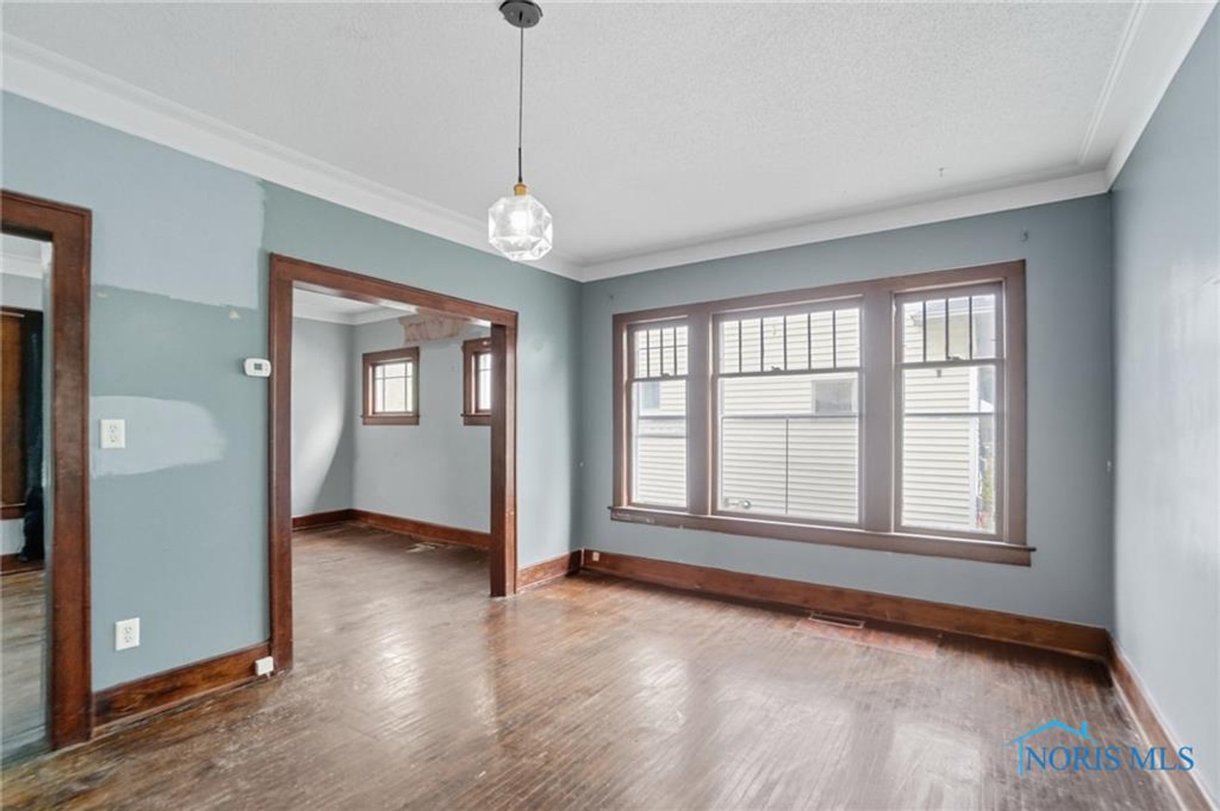 Image for MINIMUM BID AUCTION $149,000! 325 Greenlawn Ave