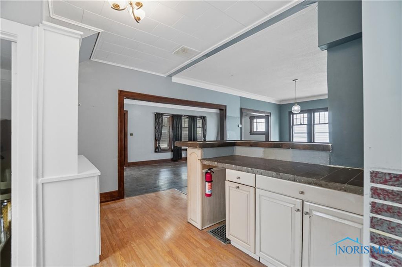 Image for MINIMUM BID AUCTION $149,000! 325 Greenlawn Ave