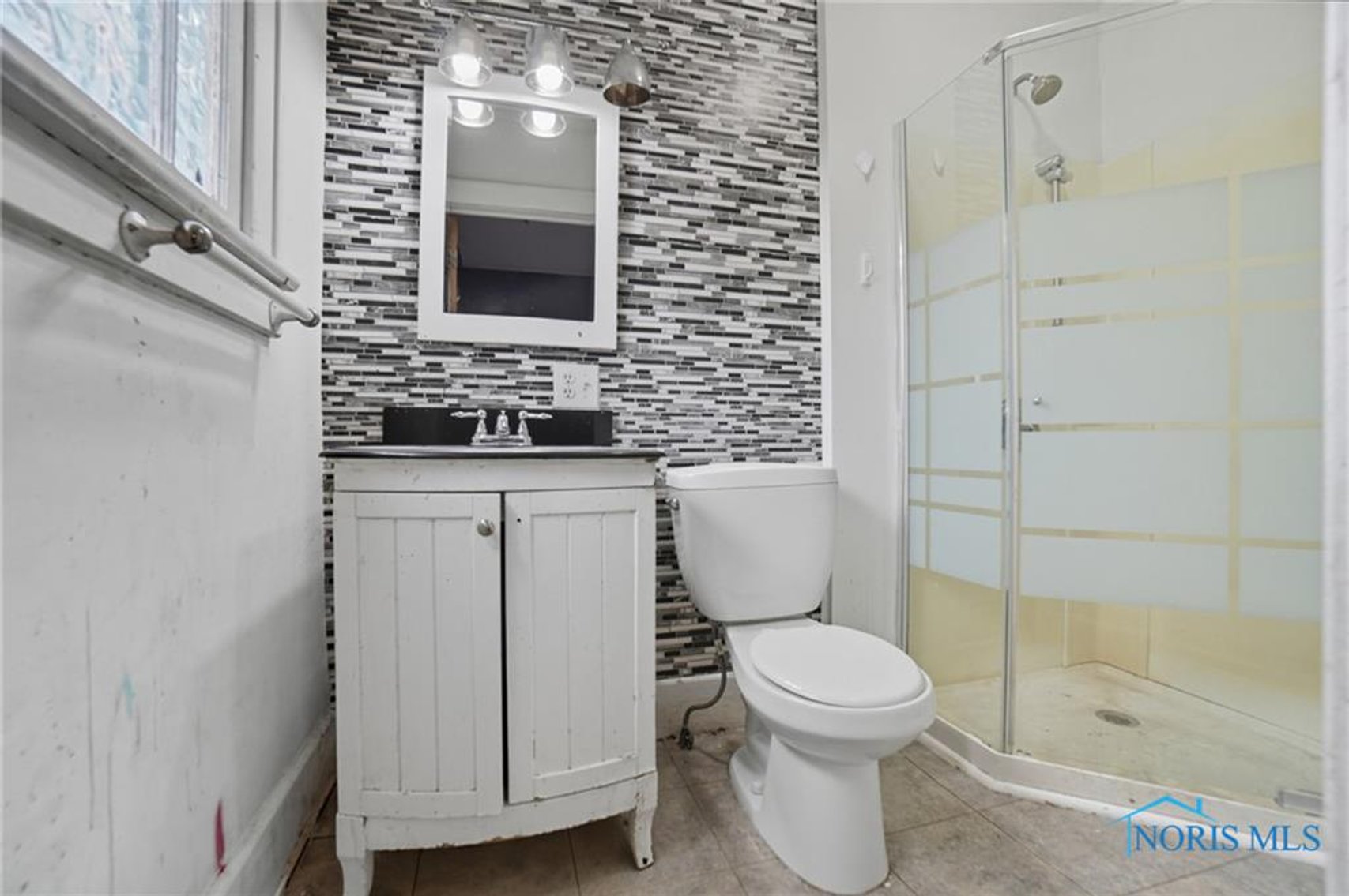 Image for MINIMUM BID AUCTION $149,000! 325 Greenlawn Ave