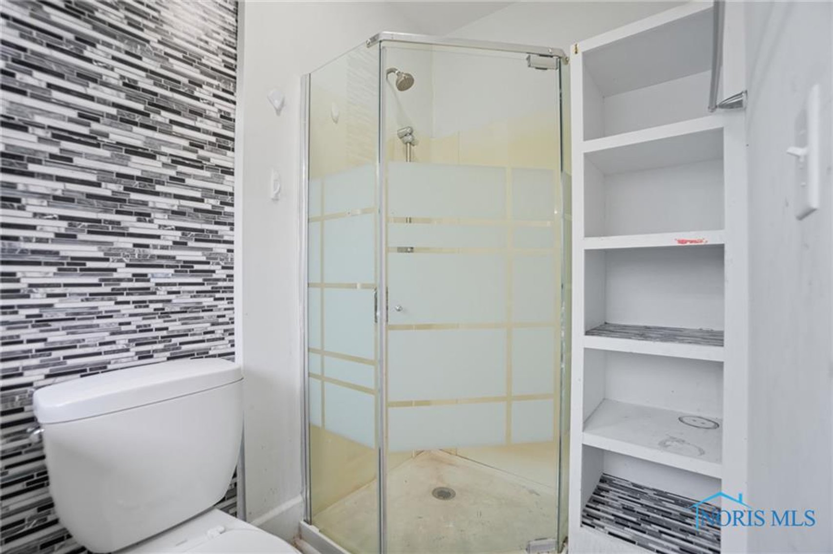 Image for MINIMUM BID AUCTION $149,000! 325 Greenlawn Ave