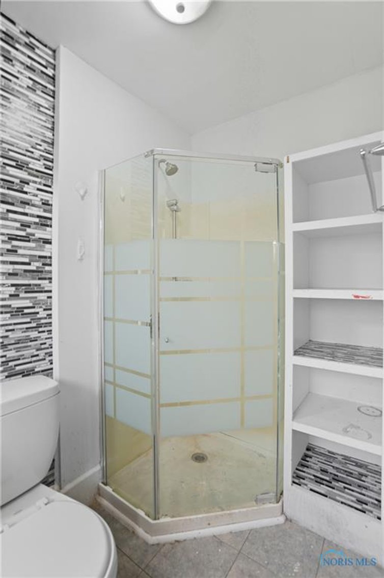 Image for MINIMUM BID AUCTION $149,000! 325 Greenlawn Ave