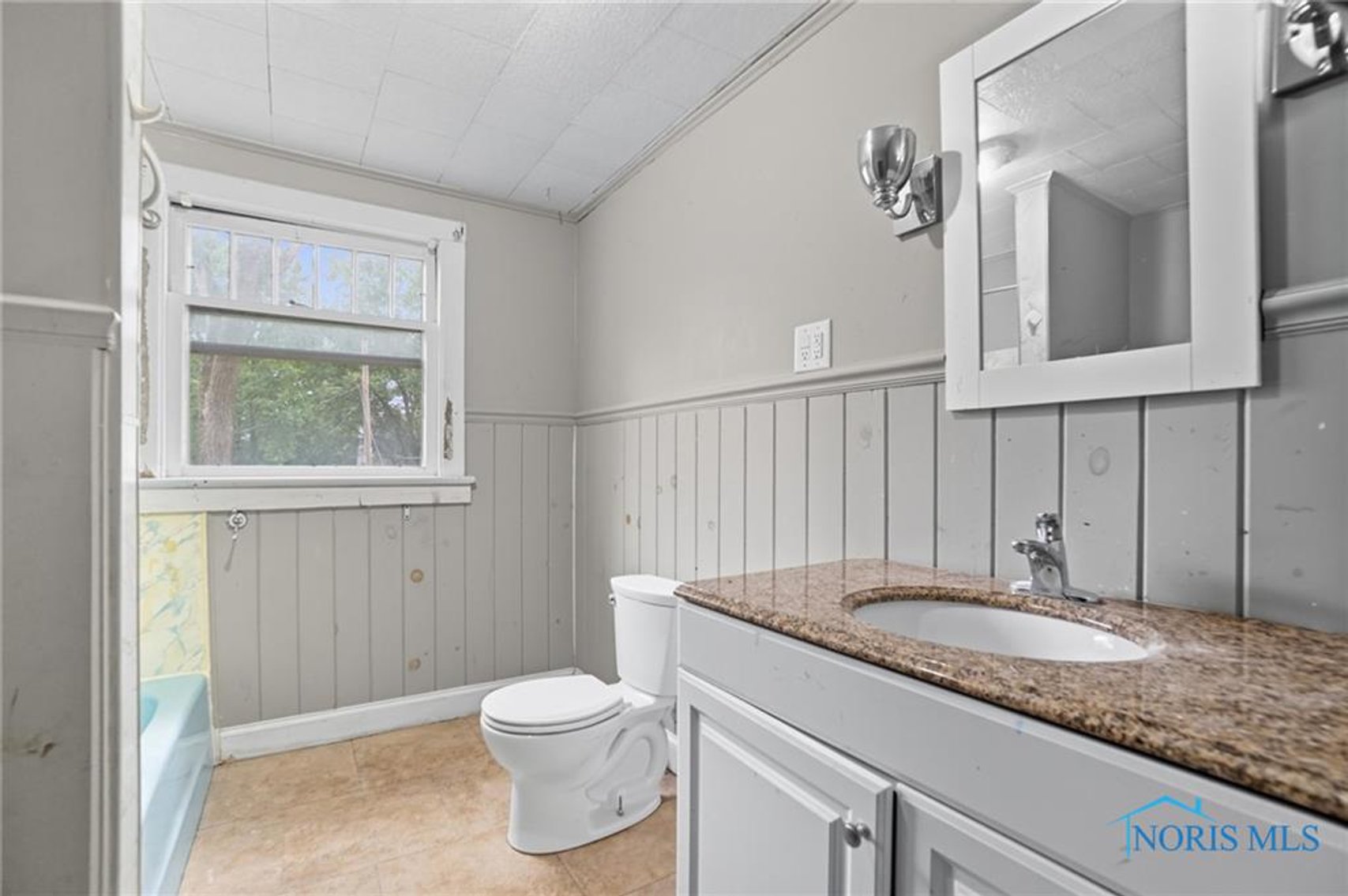 Image for MINIMUM BID AUCTION $149,000! 325 Greenlawn Ave