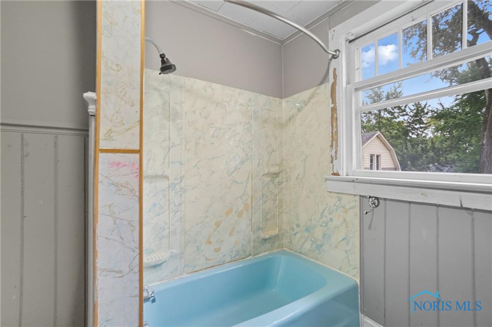 Image for MINIMUM BID AUCTION $149,000! 325 Greenlawn Ave