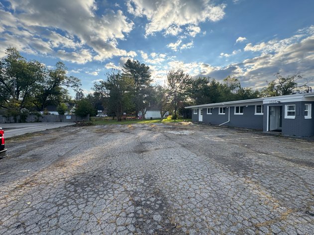 Image for MINIMUM BID AUCTION $99,000! 1916 N Reynolds Rd