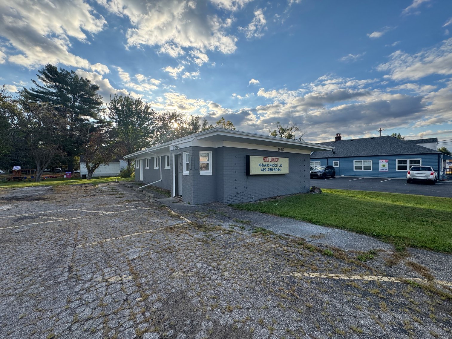 Image for MINIMUM BID AUCTION $99,000! 1916 N Reynolds Rd