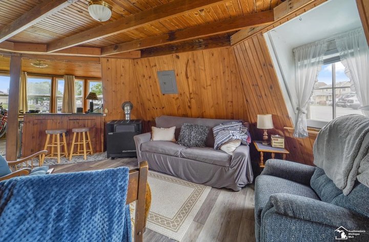 Image for ONLINE ONLY REAL ESTATE AUCTION! 2875 Round Lake Hwy