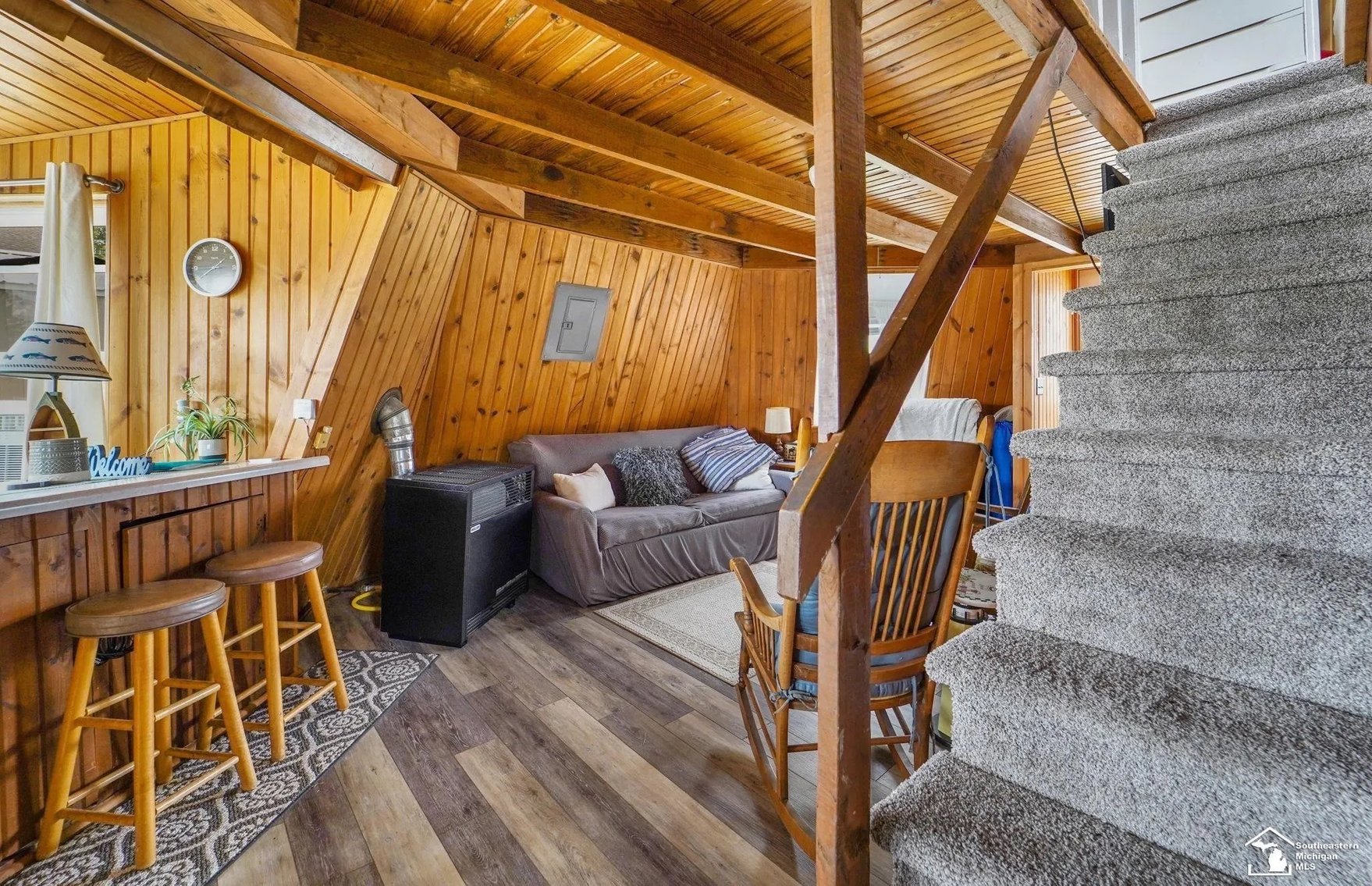 Image for ONLINE ONLY REAL ESTATE AUCTION! 2875 Round Lake Hwy