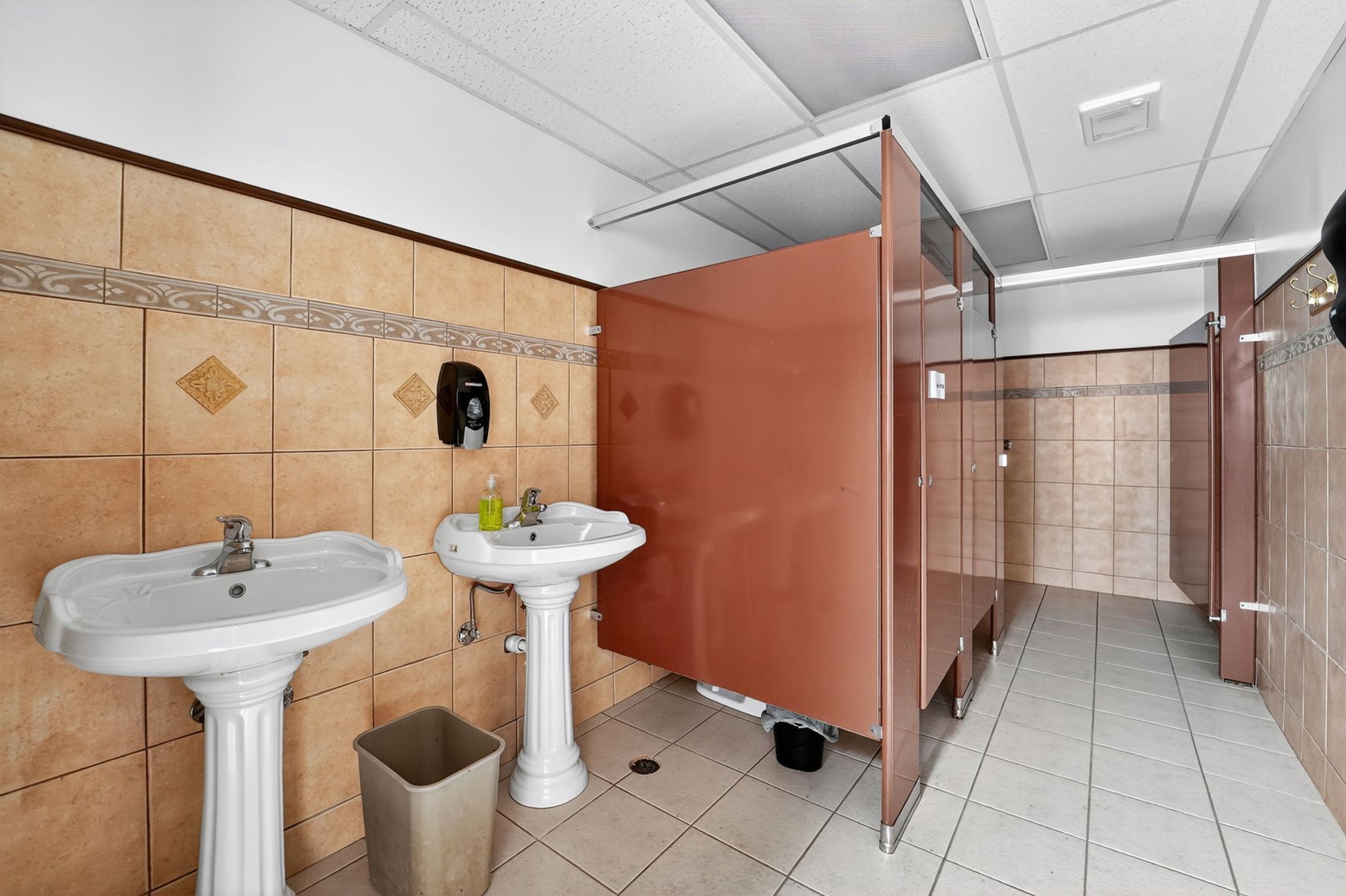 Image for MINIMUM BID AUCTION $499,000! 3151 Chollett Dr