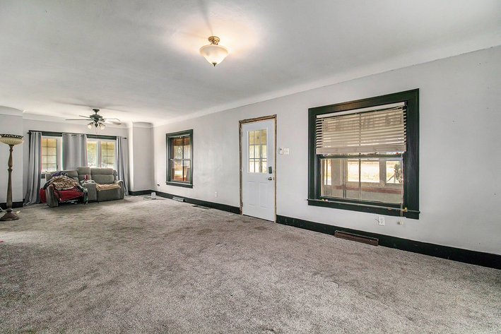 Image for MINIMUM BID AUCTION $145,000! 1400 N Fulton Lucas Rd