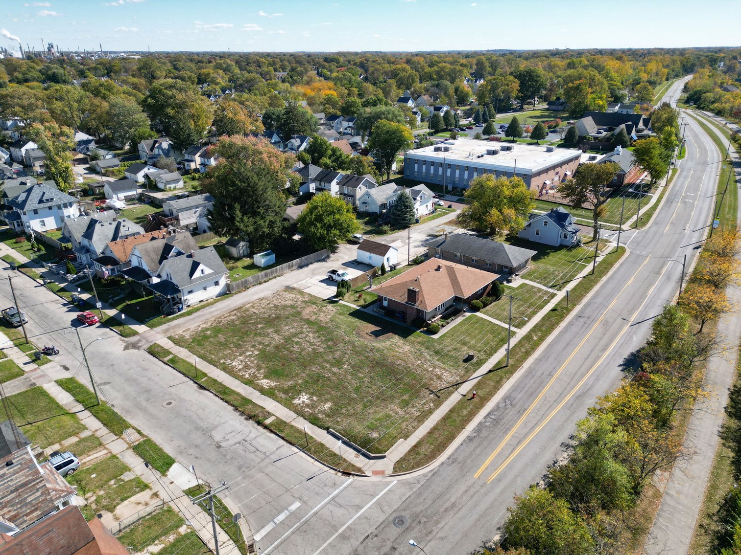 Image for MINIMUM BID AUCTION $99,000! 611 Miami St