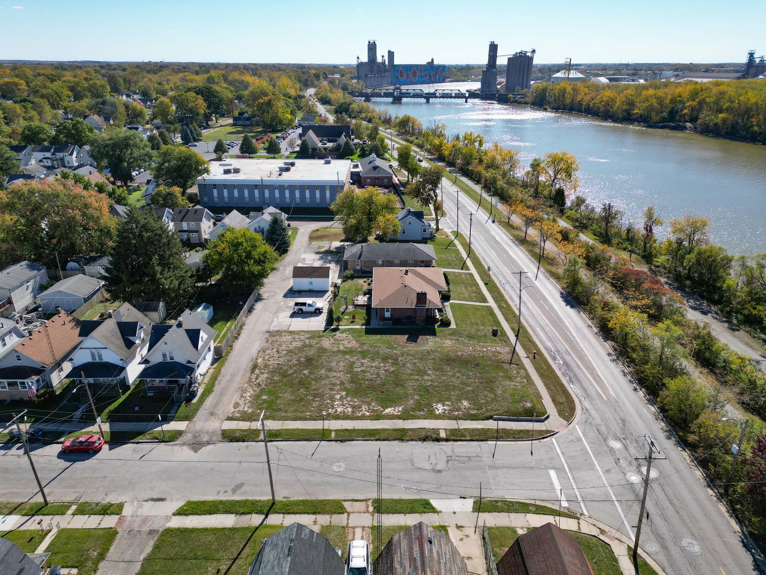 Image for MINIMUM BID AUCTION $99,000! 611 Miami St