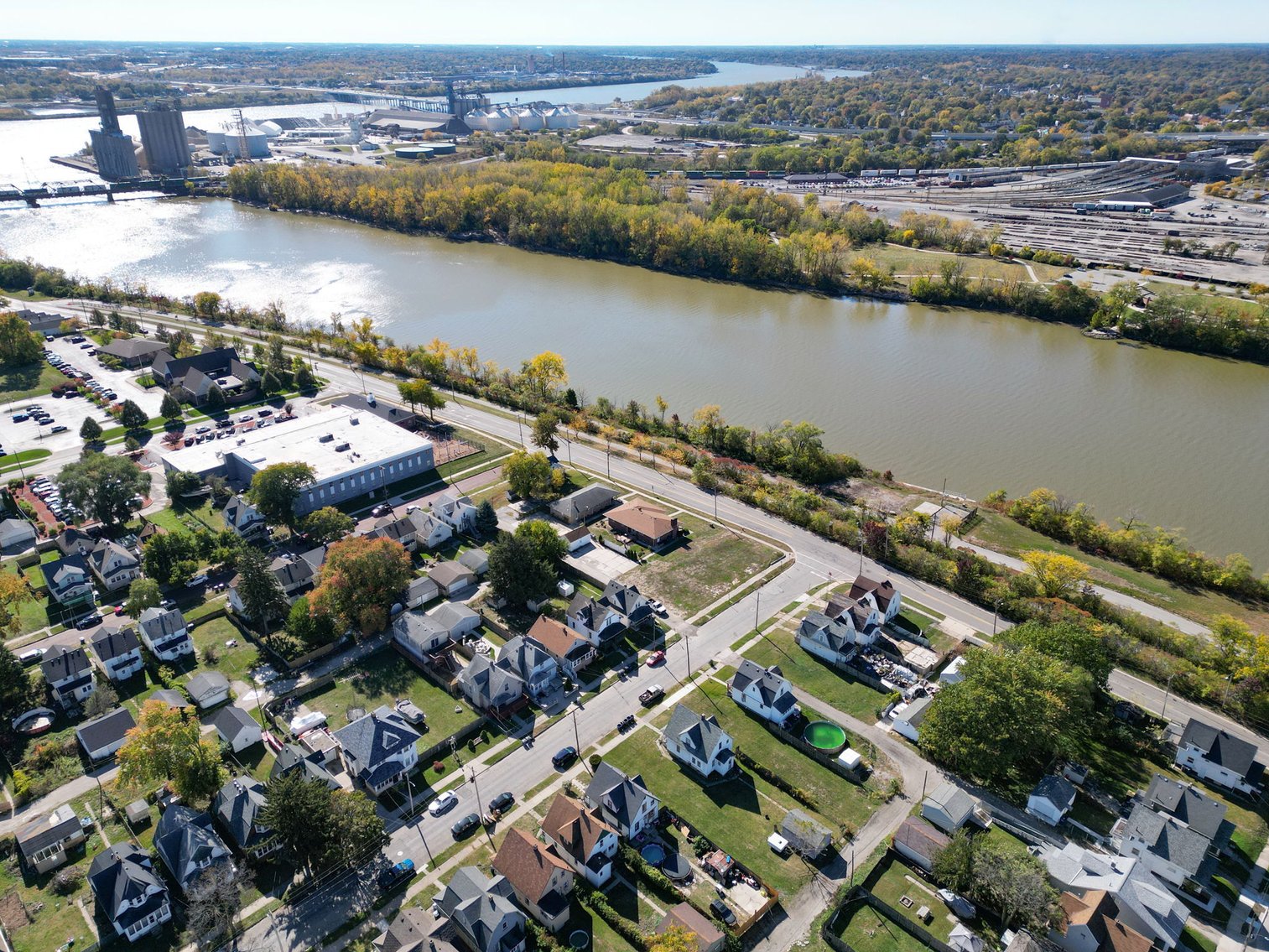 Image for MINIMUM BID AUCTION $99,000! 611 Miami St