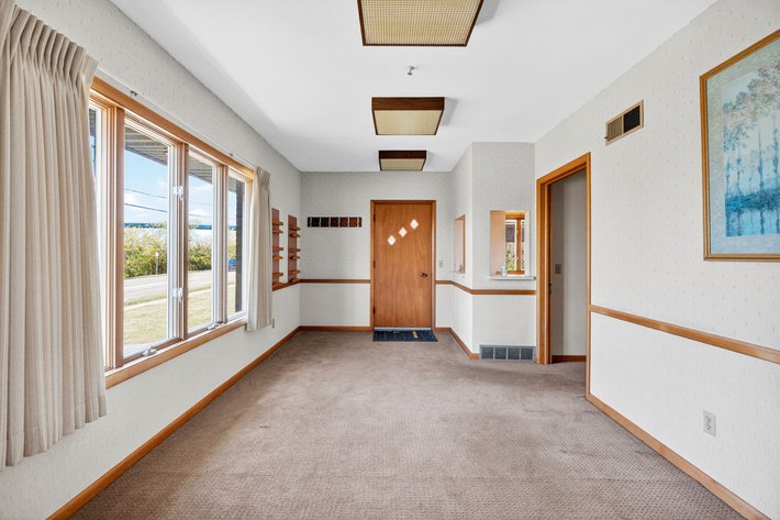 Image for MINIMUM BID AUCTION $59,000! 617 Miami St