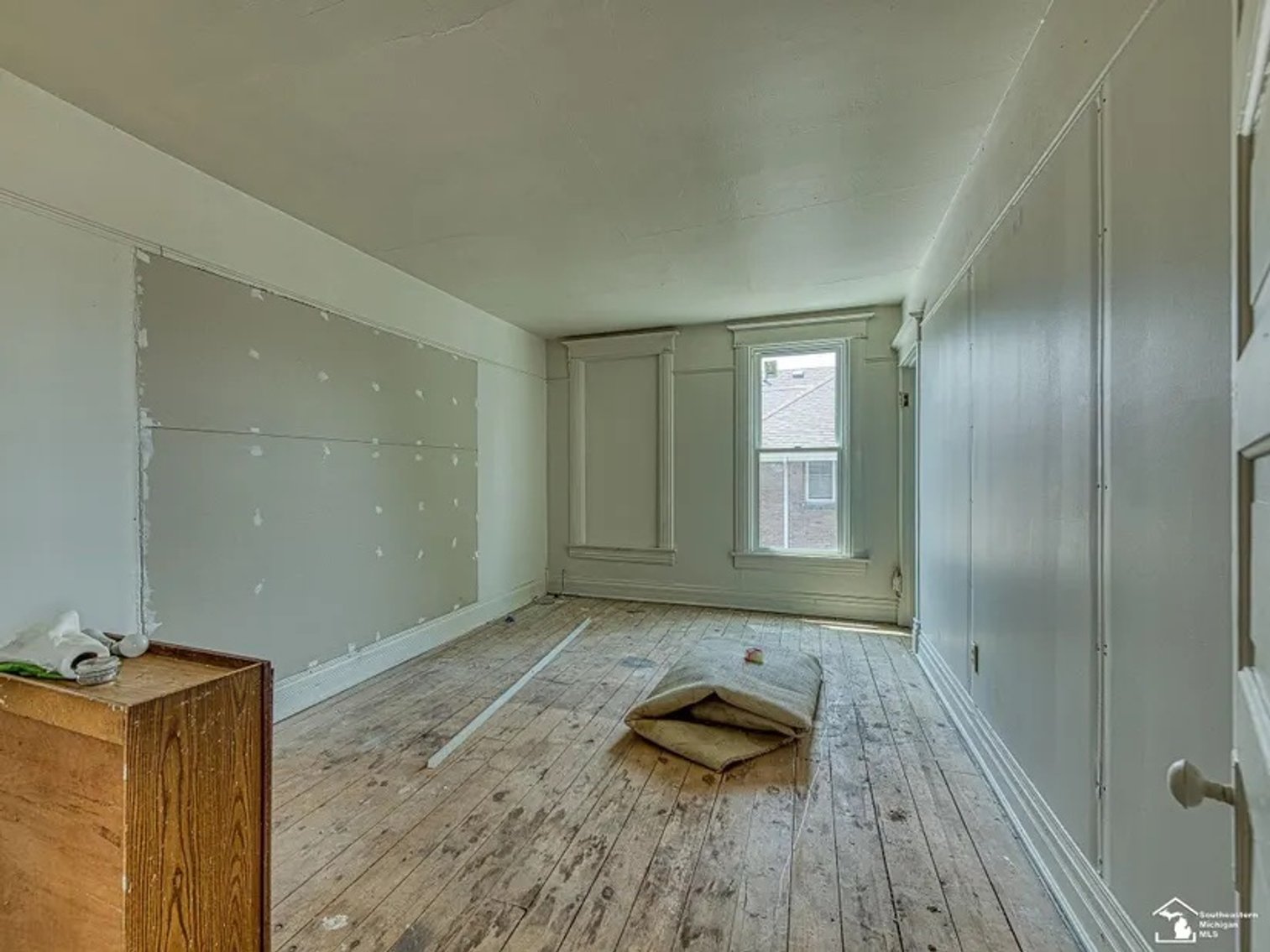 Image for MINIMUM BID AUCTION $49,000! 611 S. Monroe St.