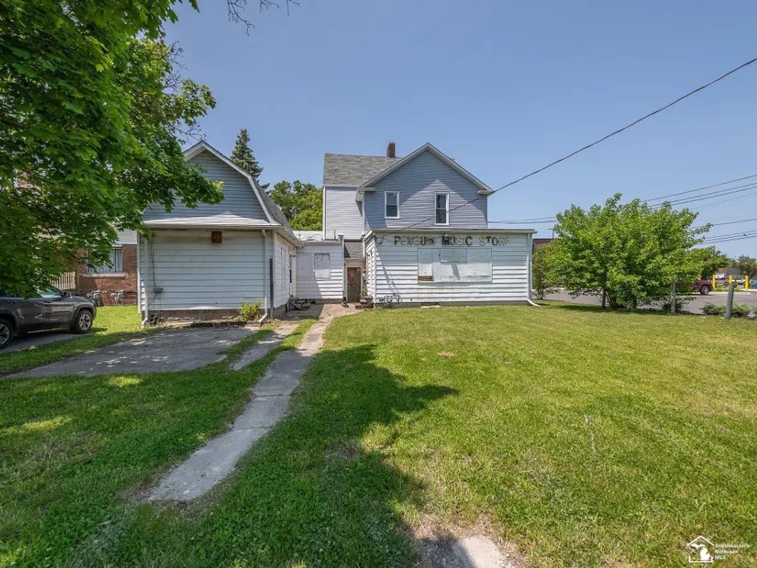 Image for MINIMUM BID AUCTION $49,000! 611 S. Monroe St.