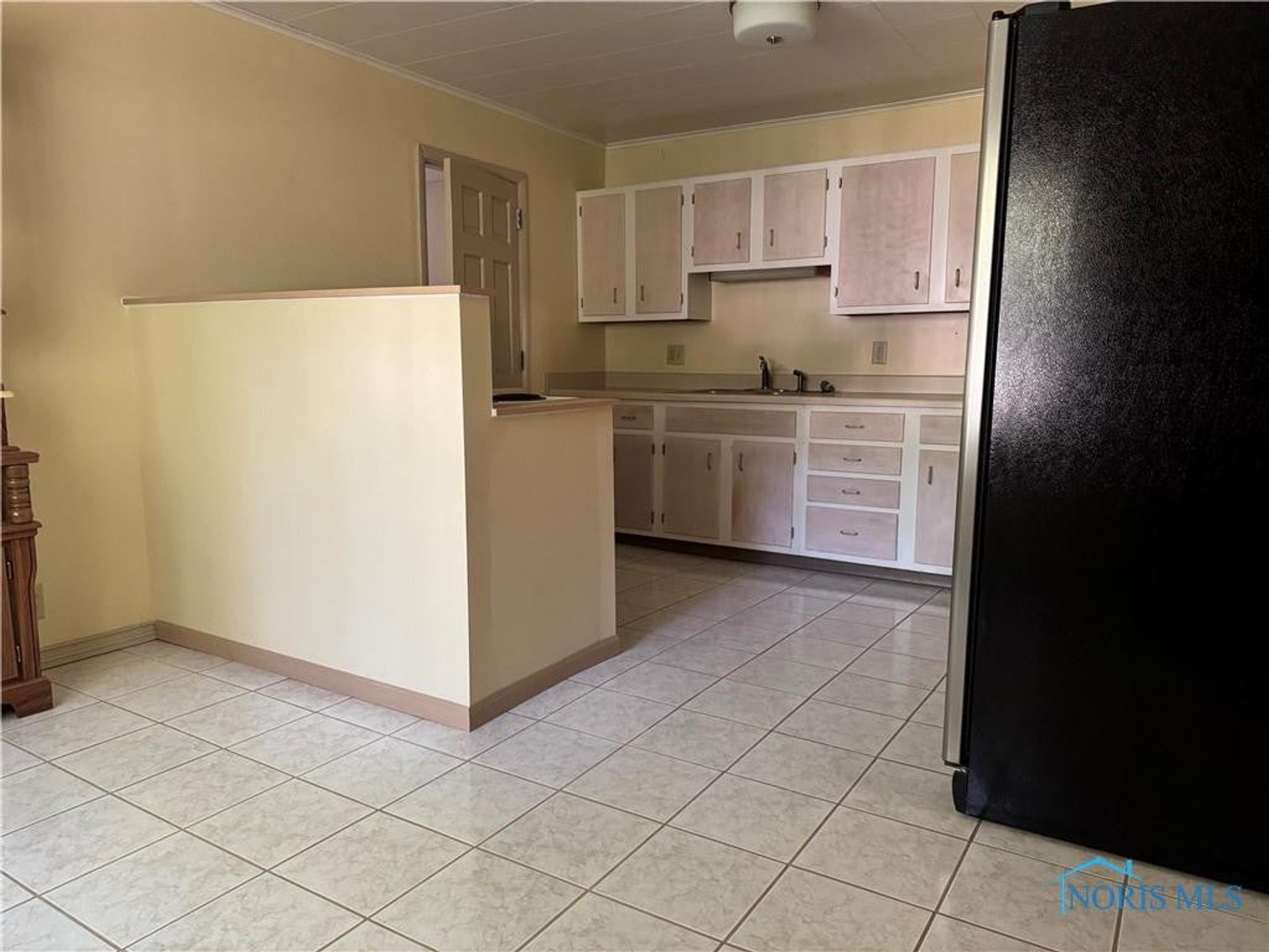 Image for MINIMUM BID AUCTION $150,000! 7944 Hill Ave