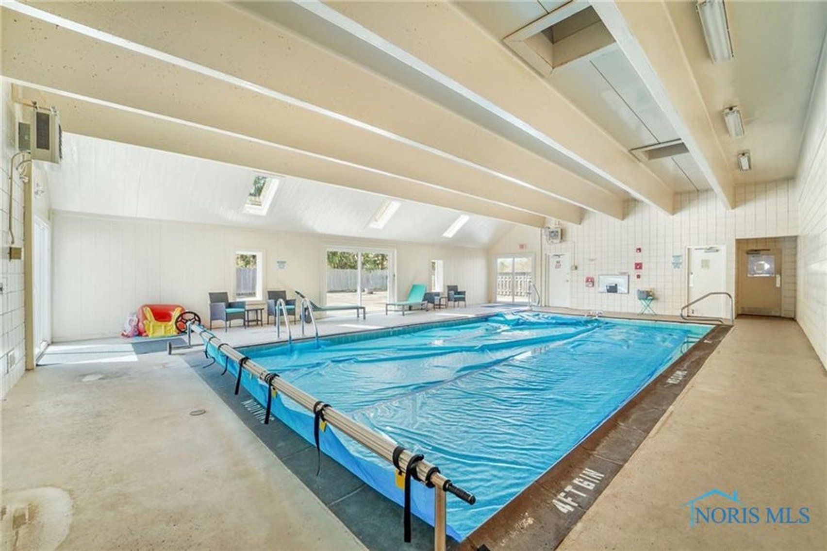 Image for MINIMUM BID AUCTION $110,000! 4343 W. Bancroft St # 4G