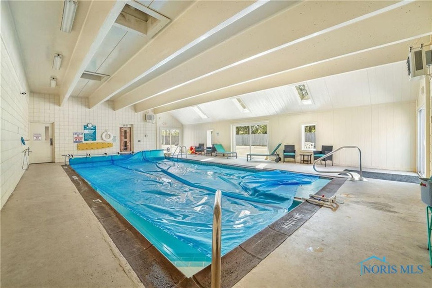Image for MINIMUM BID AUCTION $110,000! 4343 W. Bancroft St # 4G