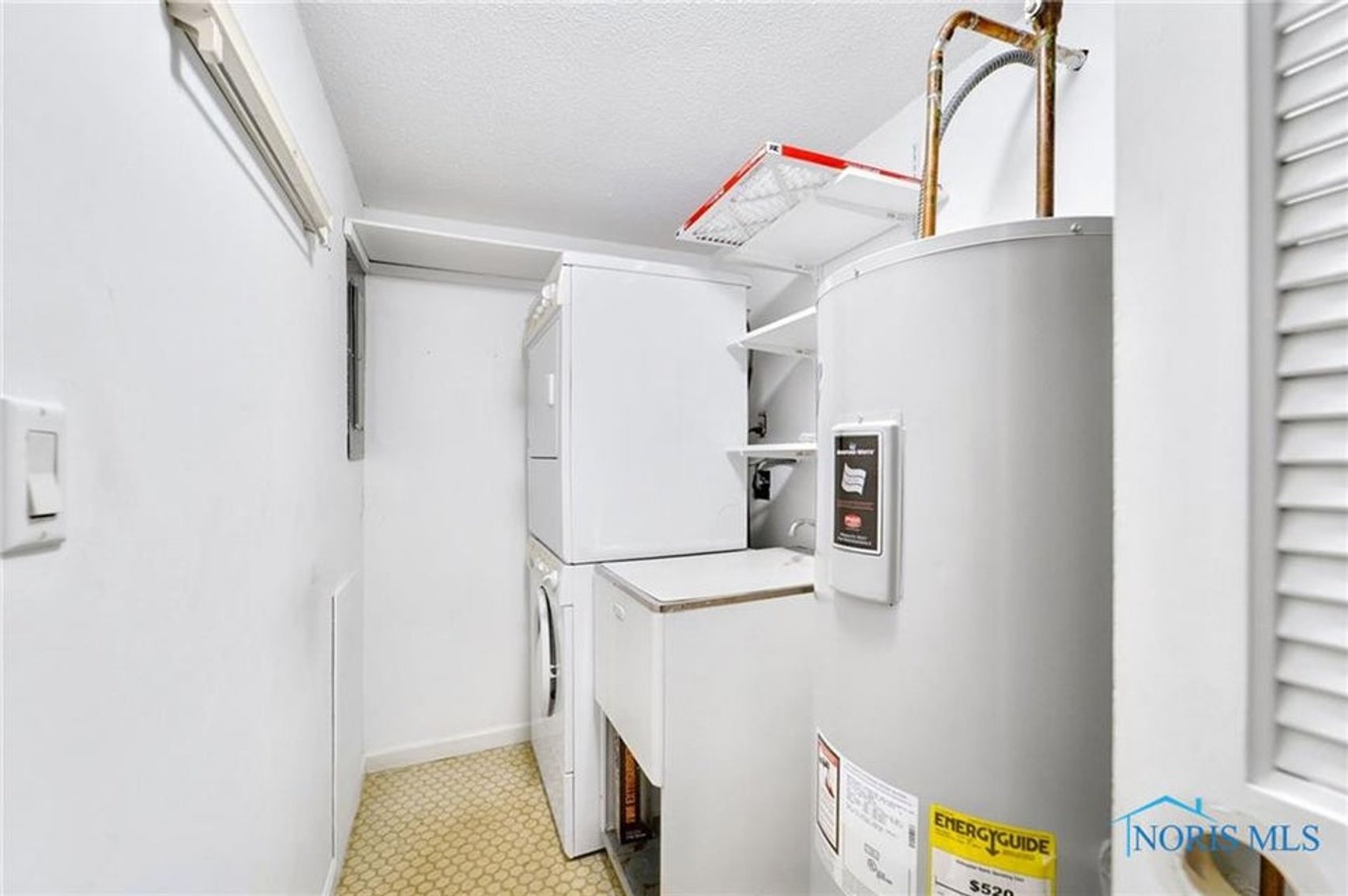 Image for MINIMUM BID AUCTION $110,000! 4343 W. Bancroft St # 4G