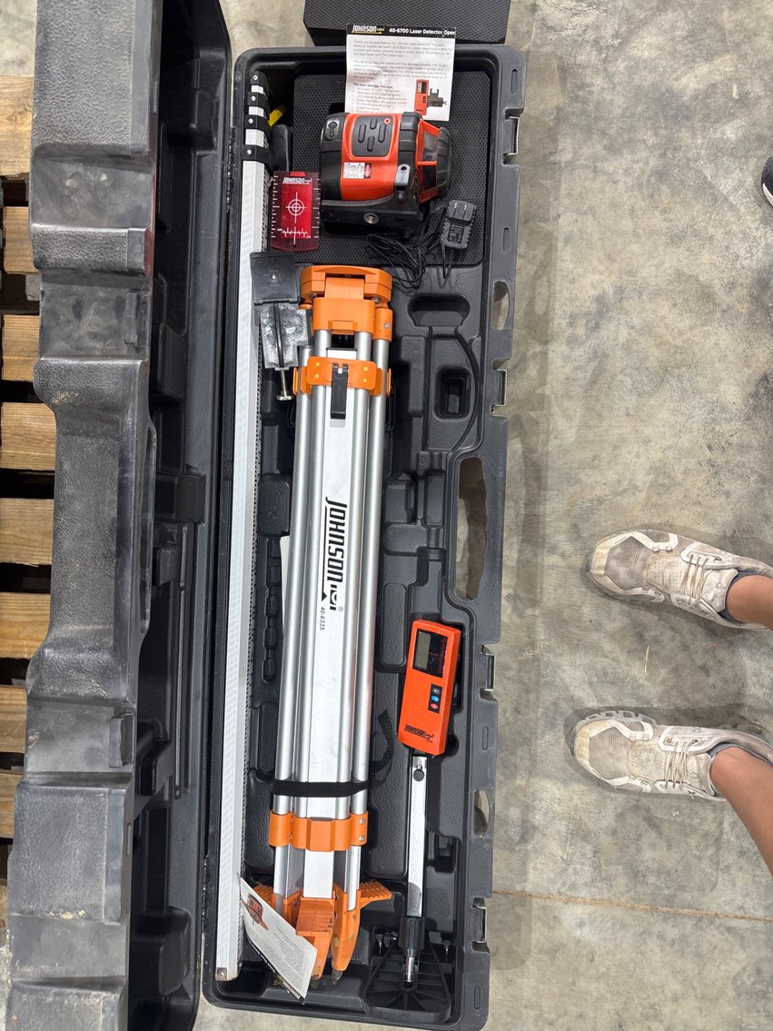 Image for Shine Solar Work Equipment & Trailers