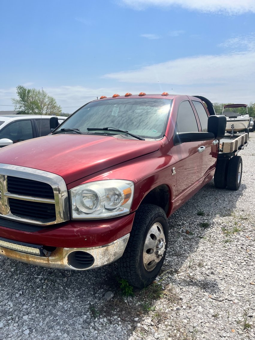 Image for Kyle & Rasha Sands