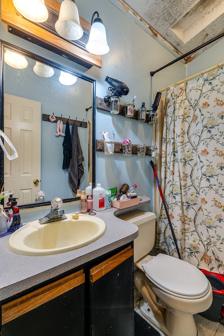 Image for Short Notice Real Estate Auction