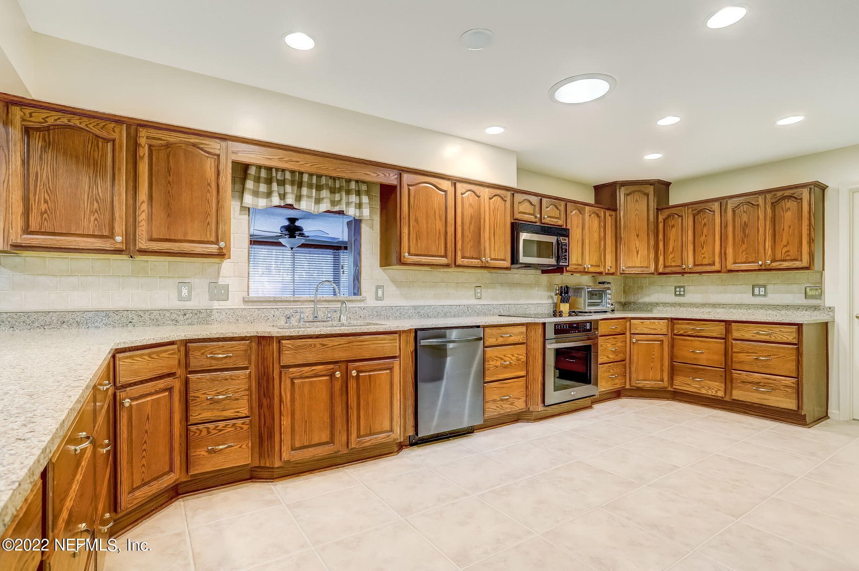 Image for Online Real Estate Auction! Stunning All-Brick Pool Home in Prime Mandarin Location!