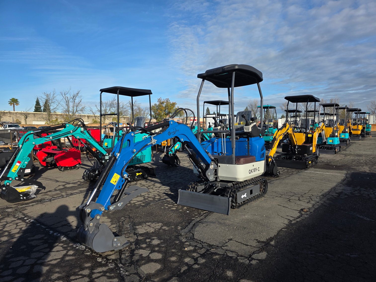 Image for March Heavy Equipment, Vehicles & Appliances