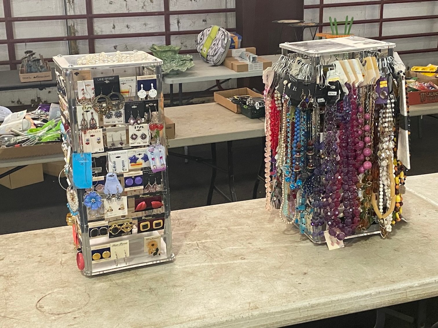 Image for New Costume Jewelry,  New Office Supplies, Lawn Ornaments, Yard Art, New Household and Decor - Virtual Auction