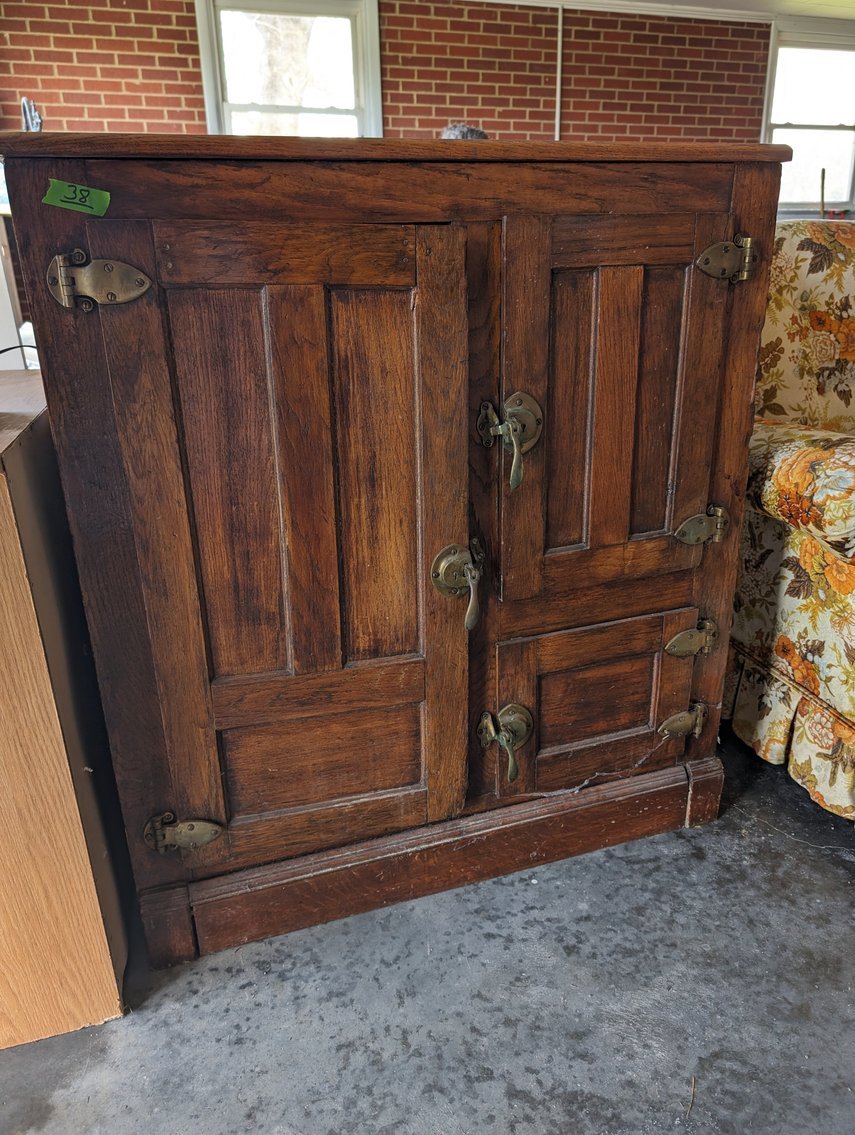 Image for Cather Trust: Antique Furniture, Mort Kunstler, Diecast Model Trucks, Stoneware and Cars, Dolls - Virtual Auction