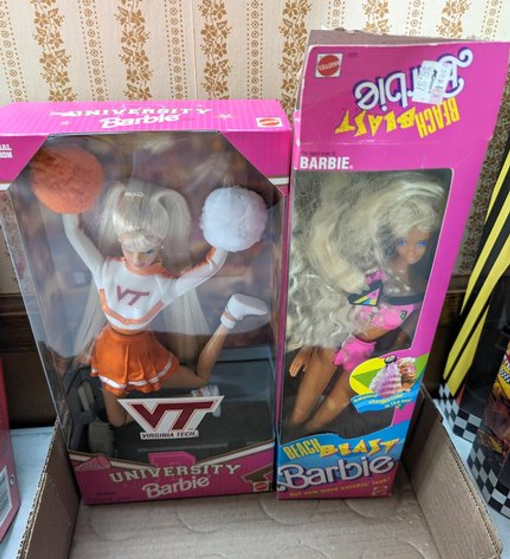 Image for Cather Trust: Antique Furniture, Mort Kunstler, Diecast Model Trucks, Stoneware and Cars, Dolls - Virtual Auction