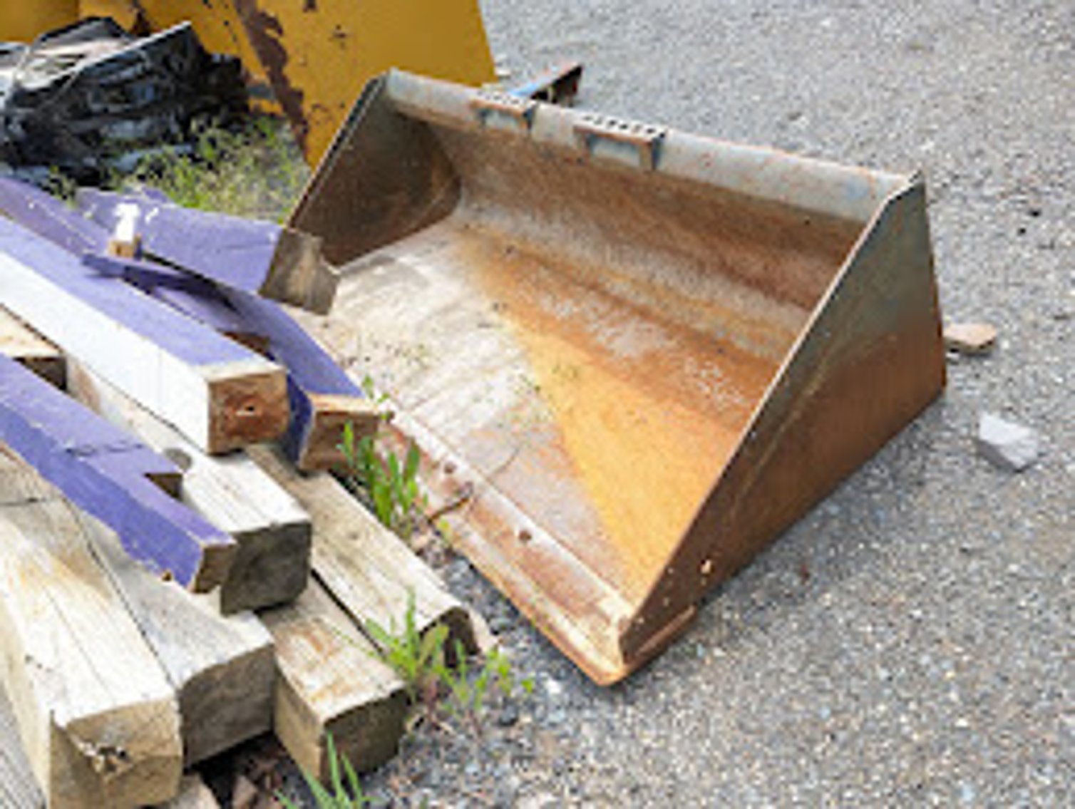 Image for Trailers, Skid Steer Attachments, Tools, Sea Container - Bid In-Person or Online