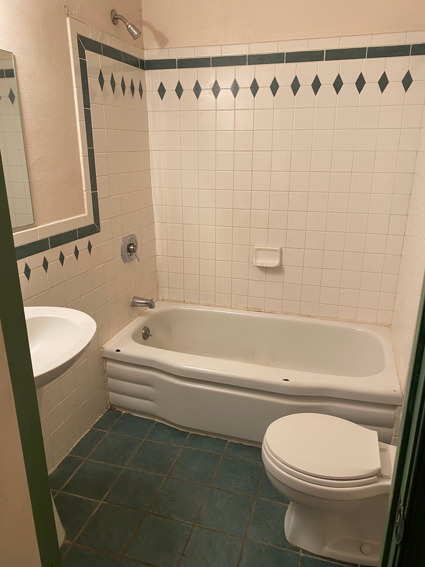 Image for Commercial/Industrial Building & All Contents in Downtown Berkeley Springs, WV