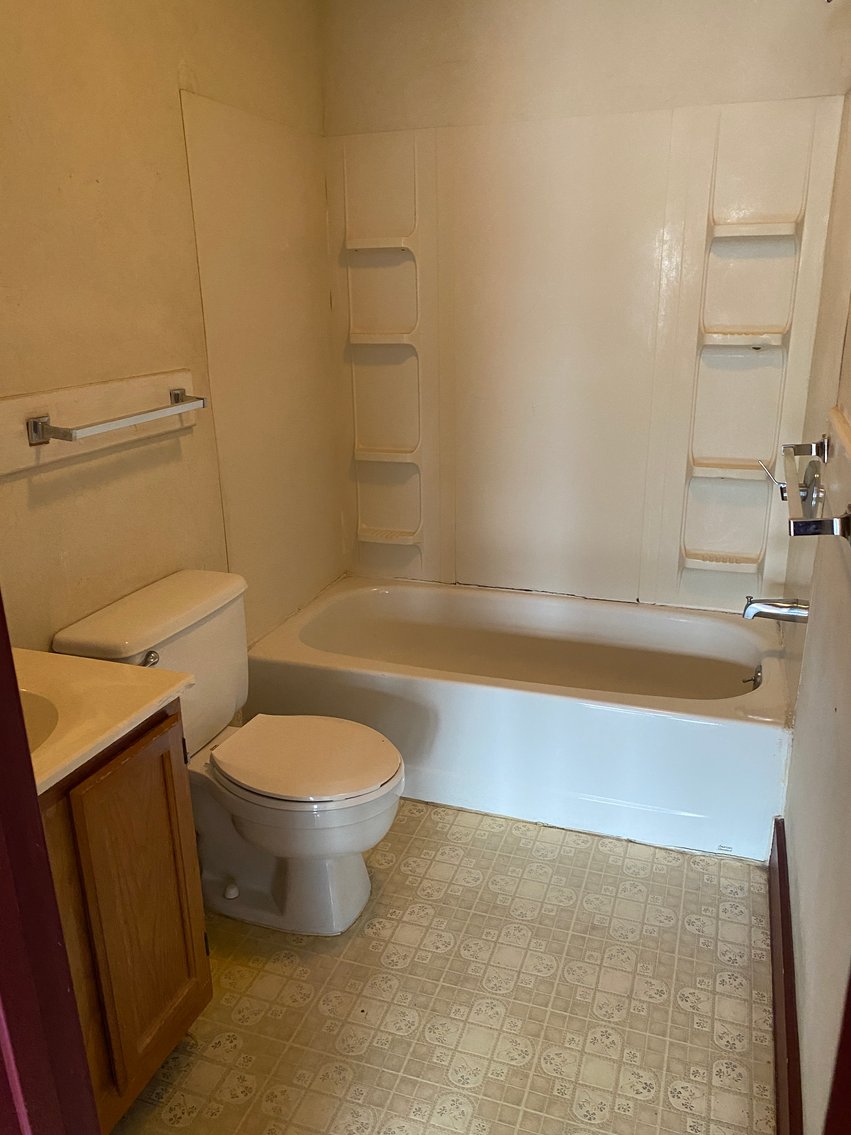 Image for Commercial/Industrial Building & All Contents in Downtown Berkeley Springs, WV