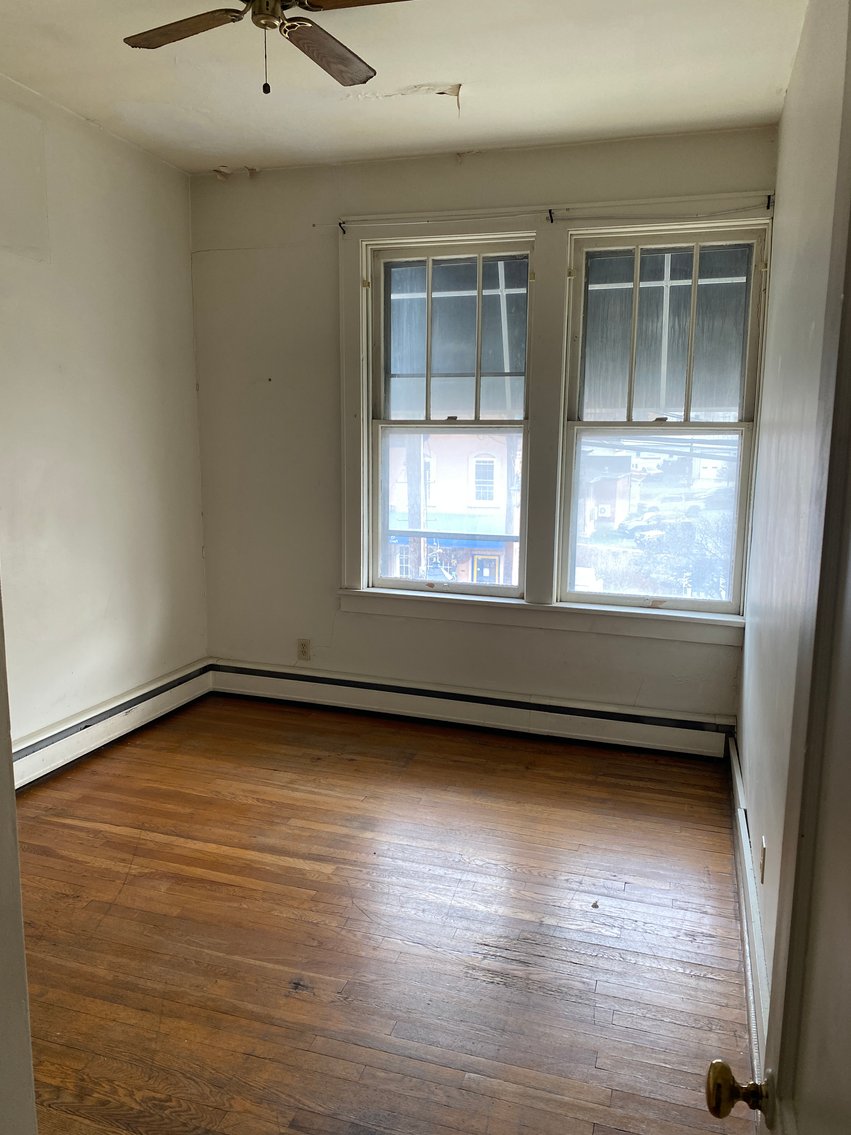 Image for Commercial/Industrial Building & All Contents in Downtown Berkeley Springs, WV