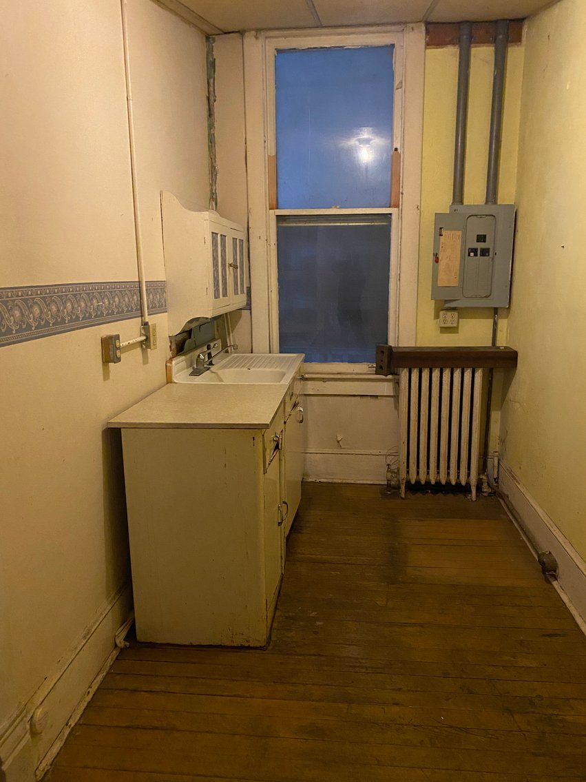 Image for Commercial/Industrial Building & All Contents in Downtown Berkeley Springs, WV