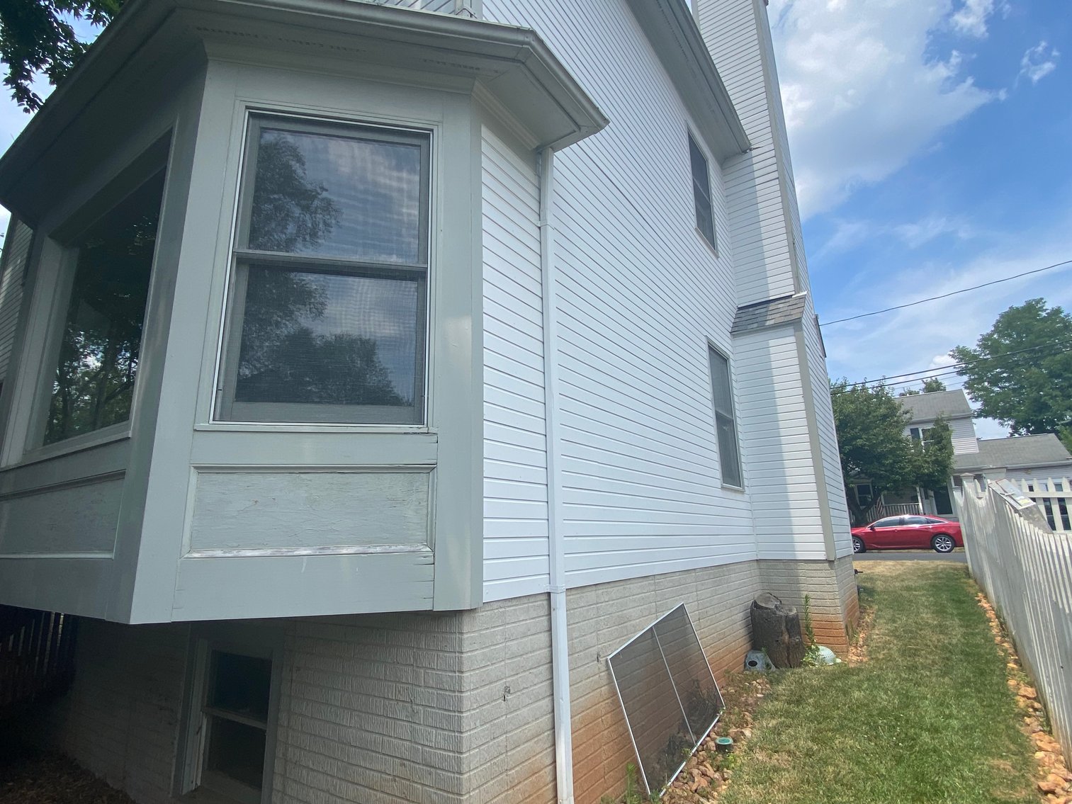 Image for 4 BR/3 BA Home & Adjacent .14 +/- Acre Vacant Lot in The Town of Leesburg, VA--SELLING to the HIGHEST BIDDER!!