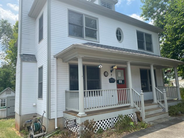 Image for 4 BR/3 BA Home & Adjacent .14 +/- Acre Vacant Lot in The Town of Leesburg, VA--SELLING to the HIGHEST BIDDER!!