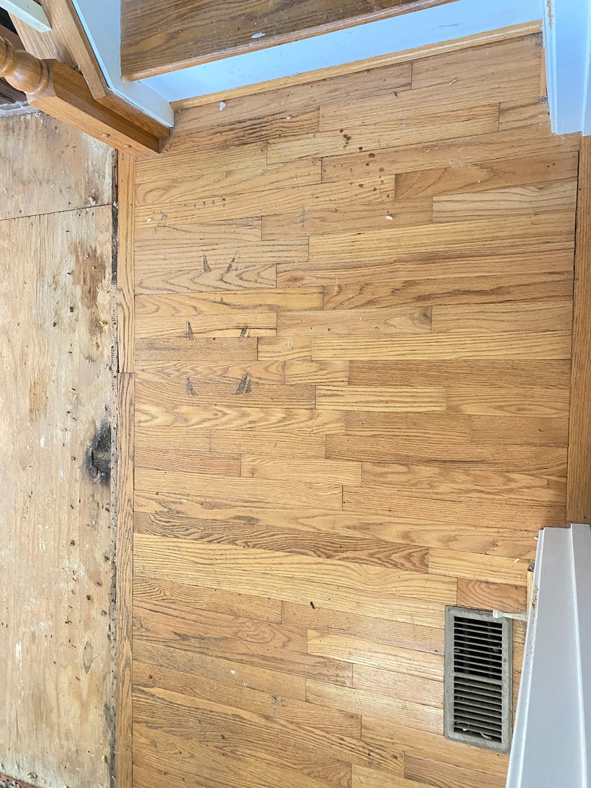 Image for 4 BR/3 BA Home & Adjacent .14 +/- Acre Vacant Lot in The Town of Leesburg, VA--SELLING to the HIGHEST BIDDER!!