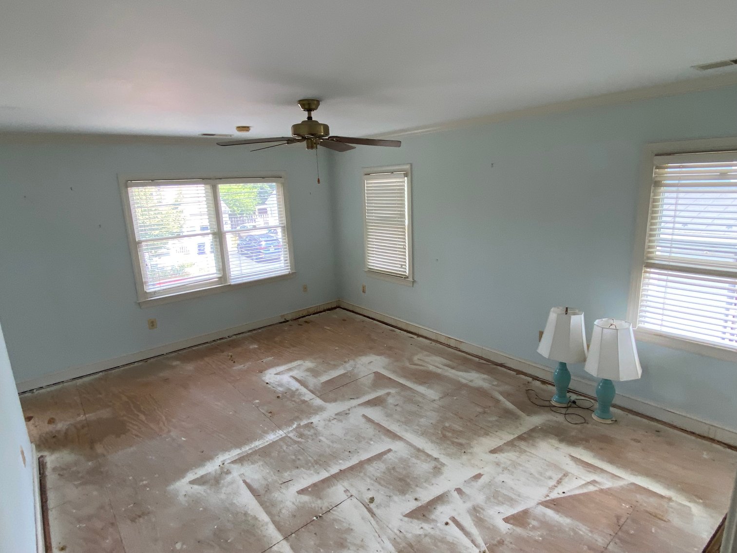 Image for 4 BR/3 BA Home & Adjacent .14 +/- Acre Vacant Lot in The Town of Leesburg, VA--SELLING to the HIGHEST BIDDER!!