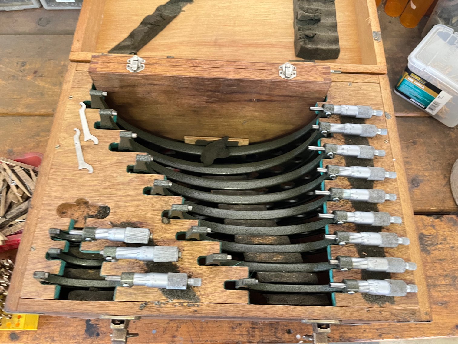 Image for New Holland Tractor, Ferris Zero Turns, Horse Trailer, 3 Point Implements, Race Car Balancer, Tools - Virtual Auction